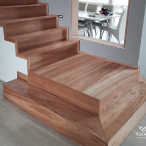 escaleras de madera