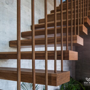 escaleras de madera