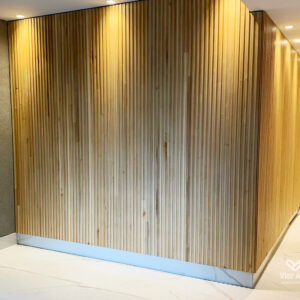 hall de entrada en madera