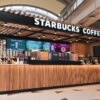 Starbucks construcción con madera
